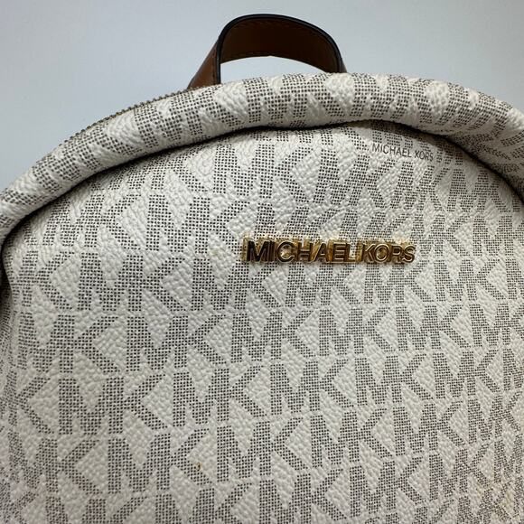 Michael Kors Jaycee Medium Vanilla Backpack and Wallet Gold Studded Pyramid main image 15